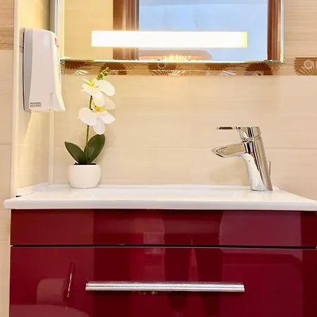 Bright 2br In - Near Unirii Blvd 公寓