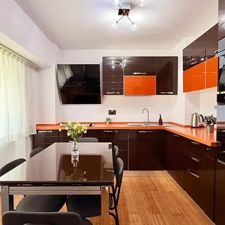 Bright 2br In - Near Unirii Blvd